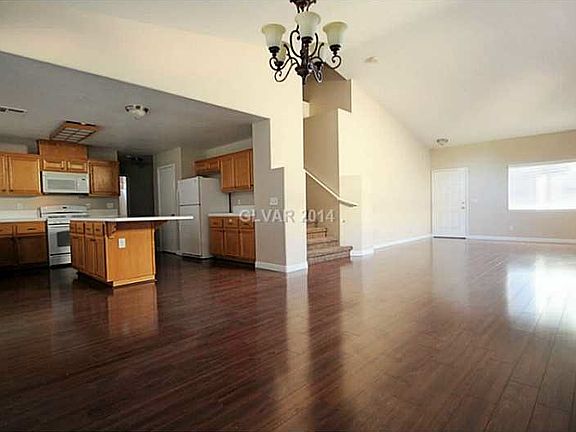 2nd image of 16 Woodcarver St