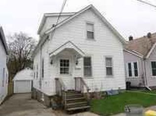 348 Valeria St, Dubuque, IA