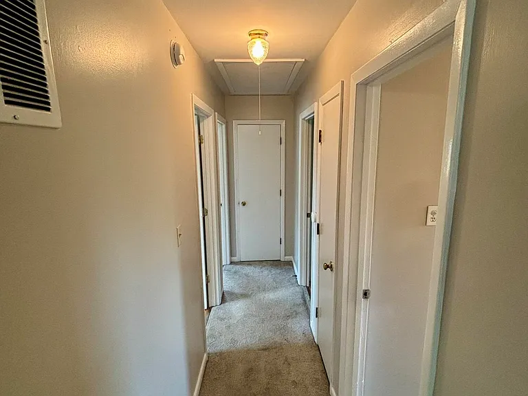 151 Return Rd — Photo 7