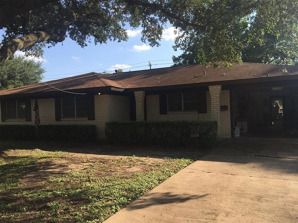 1st image of 1600 Long Dr