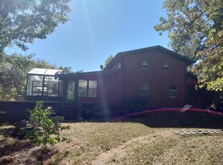 240 Mockingbird Rd, Eureka Springs, AR 72631