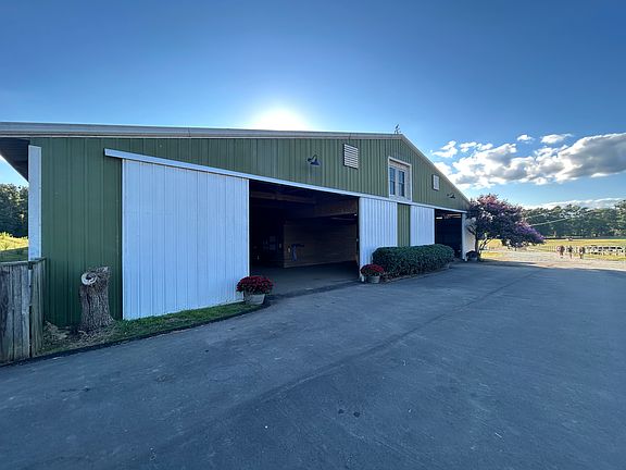 2nd image of 1818 New Sharon Church Rd