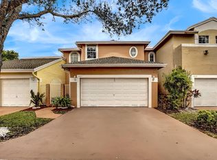 11847 NW 56th St, Coral Springs, FL 33076