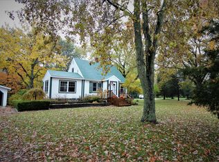 17643 144th Ave, Spring Lake, MI 49456