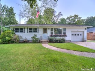 633 Randall Rd, Muskegon, MI 49441