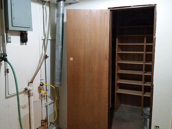 Landry Room and Pantry