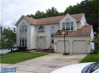 132 Branchwood Dr, Woodbury, NJ 08096