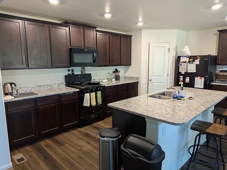 2063 Monte Vista Dr — Photo 7