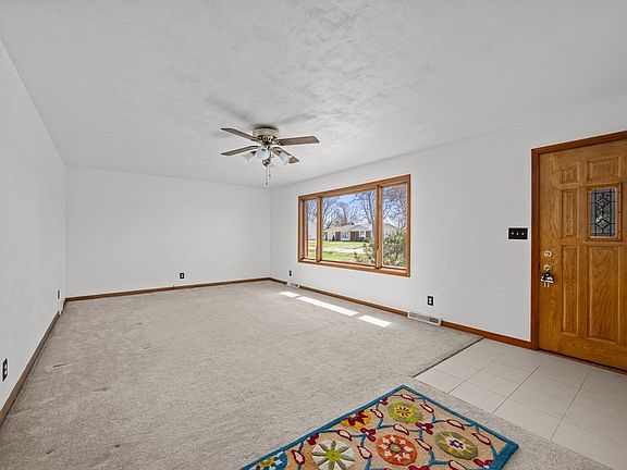 3rd image of 1003 14th Ave #B
