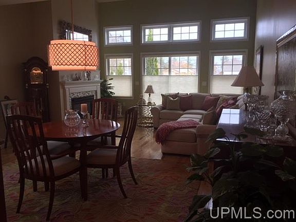 5th image of 1231 Lakeshore Park Pl