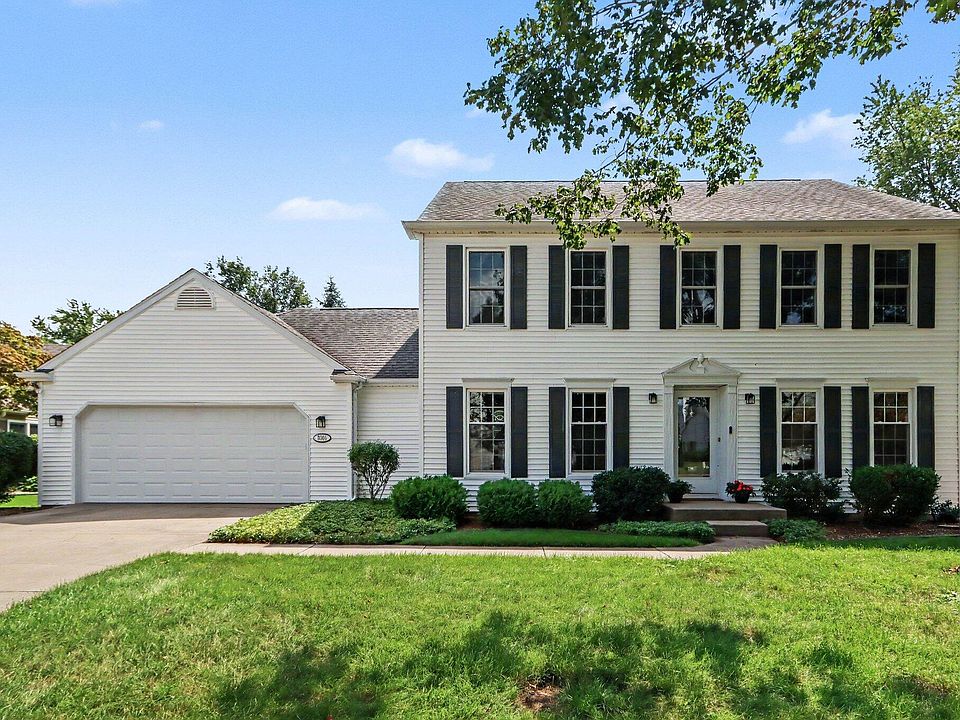 1st image of 3065 Muirfield Dr