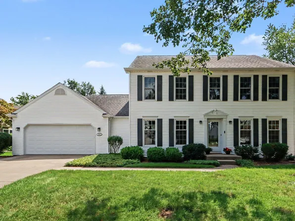 3065 Muirfield Dr, Portage, MI 49024
