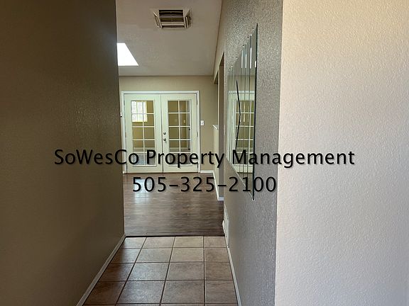 3rd image of 4712 Caribbean Ave