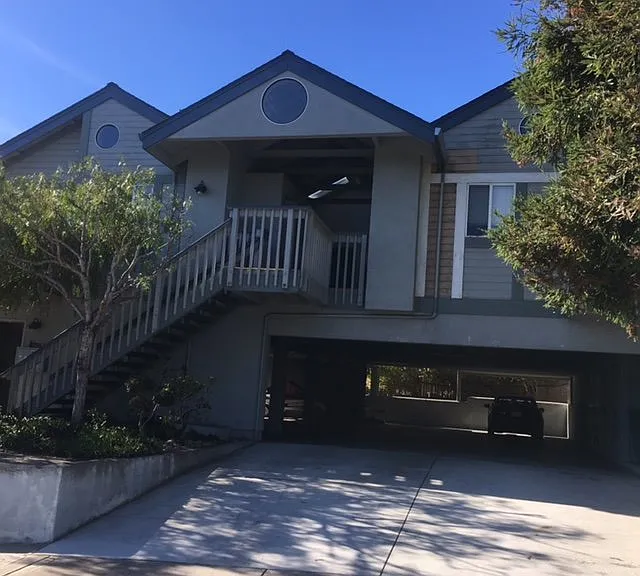 700 David Ave — Photo 2