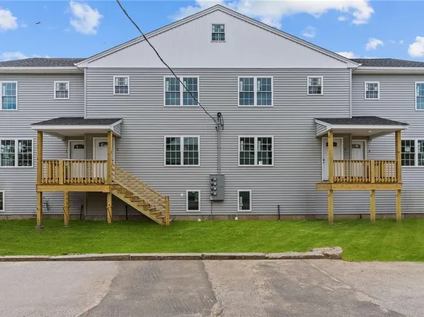 171 Dunnell Ave Unit 3, Pawtucket, RI 02860