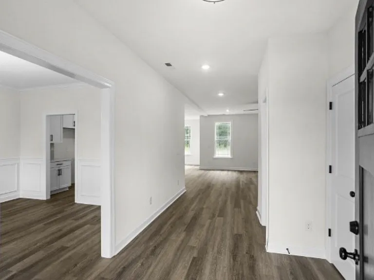 5021 Salient Dr — Photo 4
