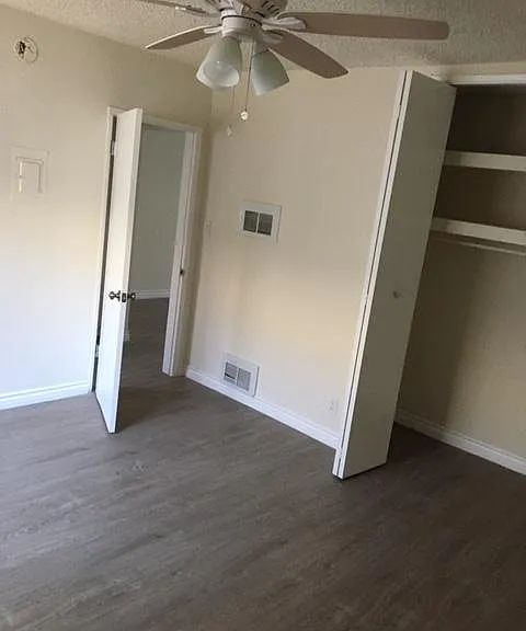6624 Woodman Ave #2 — Photo 5