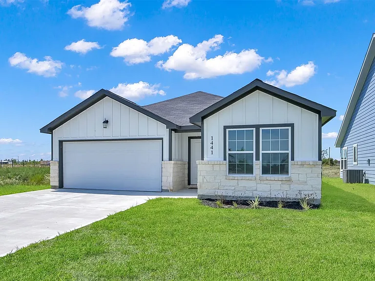 1441 Road 5734 — Photo 1