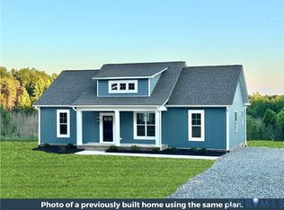 Garland Ct, Warsaw, VA 22572