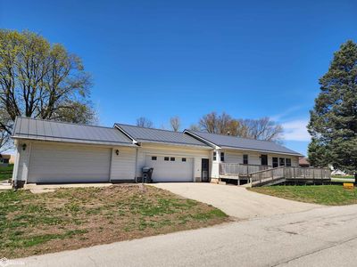 403 Center St, Battle Creek, IA, 51006