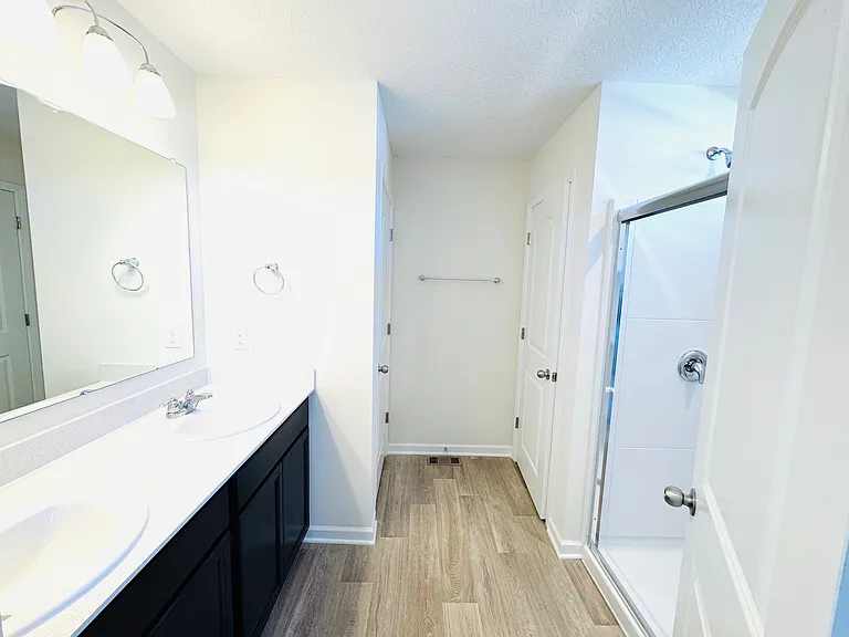 514 Penwell Dr — Photo 10