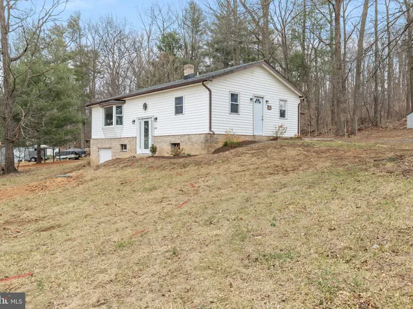 1178 S Middle Rd, Timberville, VA 22853