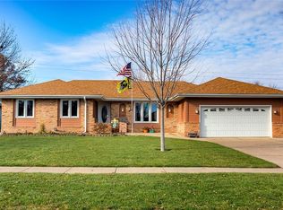 914 NW Maple St, Ankeny, IA 50023