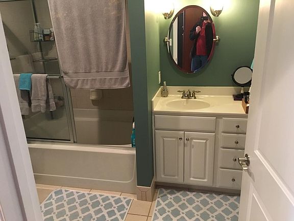 4th image of 605 W Market St Unit 310