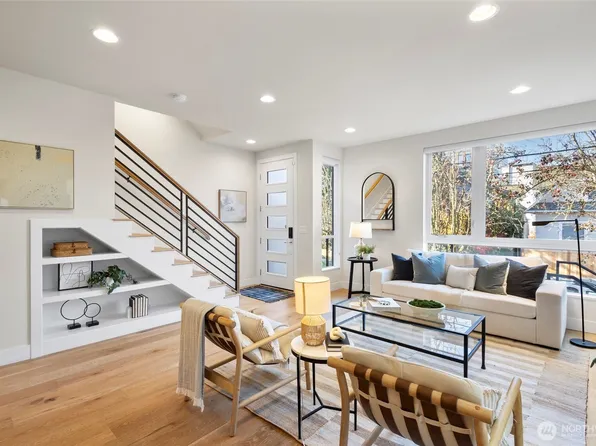 2212 Franklin Avenue E #B, Seattle, WA 98102