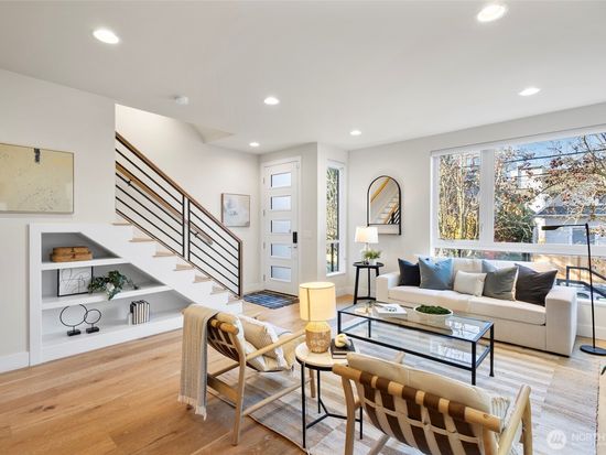 2212 Franklin Avenue E #B, Seattle, WA 98102