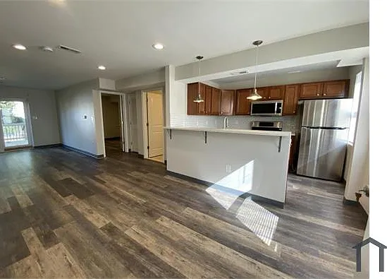 5504 Midwood Ave #2 — Photo 13