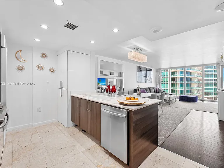 10275 Collins Ave #807 — Photo 13