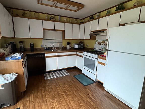 4th image of 34107 N Fairfield Rd