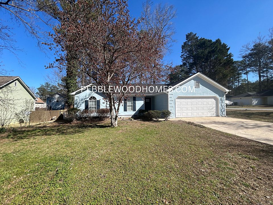 1st image of 2599 Candler Way SW