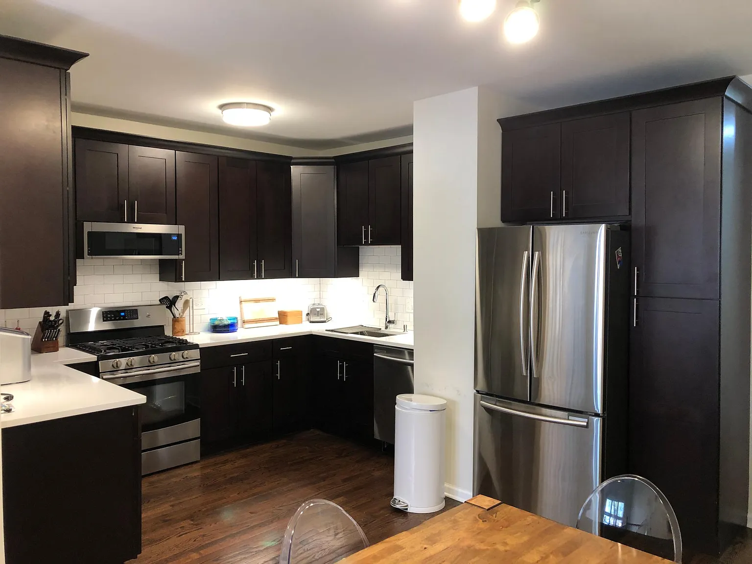 3 bed, 2000 sqft, $5,000 — Photo 1