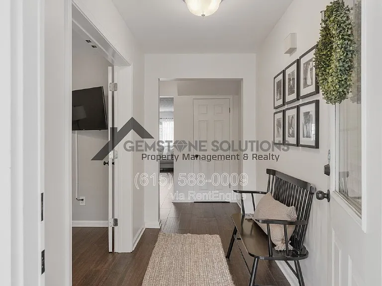 7111 Lenox Village Dr — Photo 6
