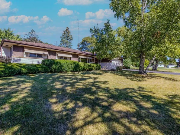 5165 South Magellan DRIVE, New Berlin, WI 53151