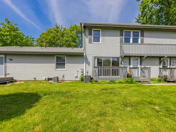 234 Dakota Ct Unit B, Bolingbrook, IL 60440