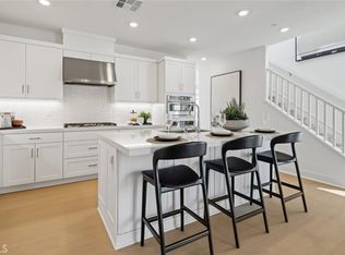 668 Edward Scholle Dr, Camarillo, CA 93010