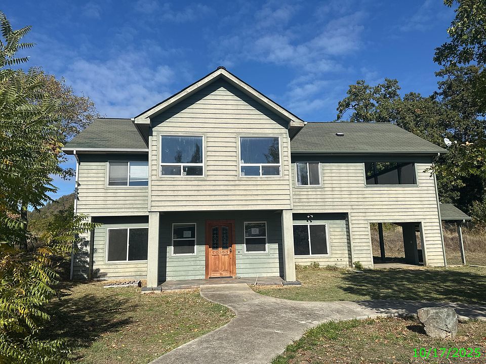 1st image of 1690 NE Beacon Dr