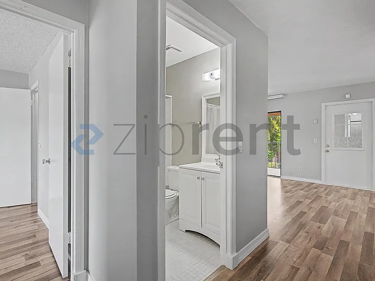 1409 Lake Ave #6 — Photo 10