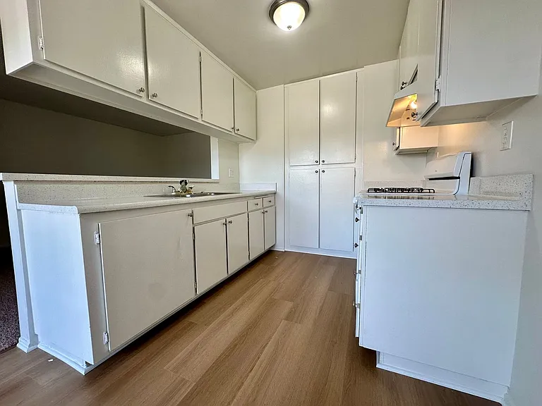 4141 Rosecrans Ave — Photo 2