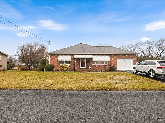 2nd image of 403 Rebecca St