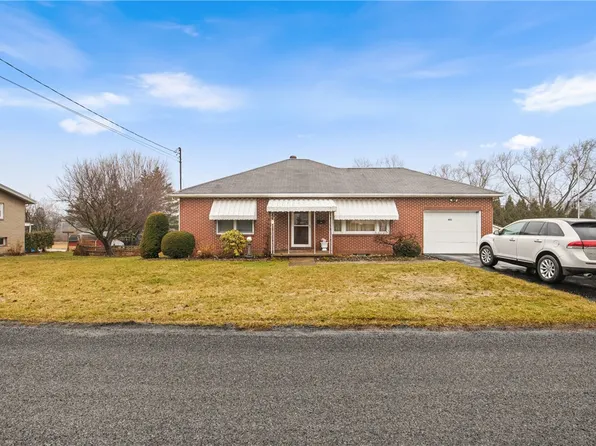 403 Rebecca St, Somerset, PA 15501