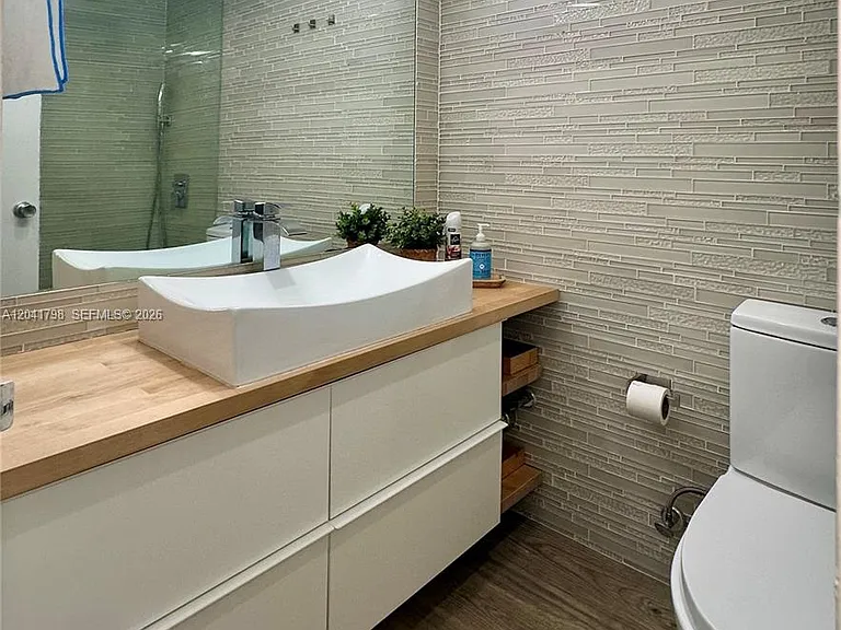 1200 West Ave #724 — Photo 13
