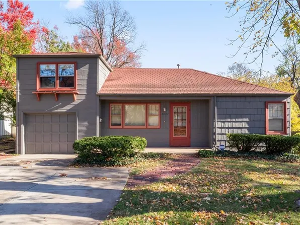 5037 Buena Vista St, Roeland Park, KS 66205