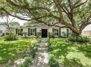 12614 Kingsride Ln, Houston, TX 77024