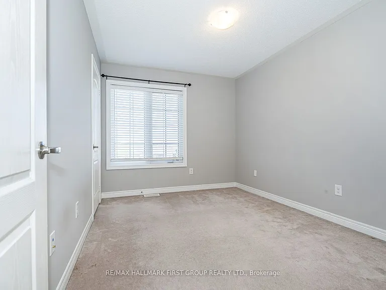 64 Quarrie Ln — Photo 31