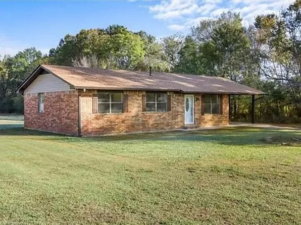 1201 E McKenzie Ave, Pocola, OK 74902