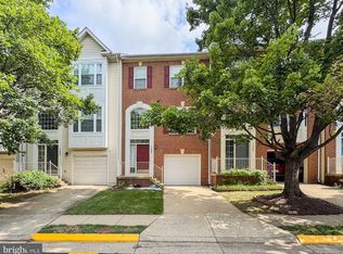 11438 Abner Ave, Fairfax, VA 22030